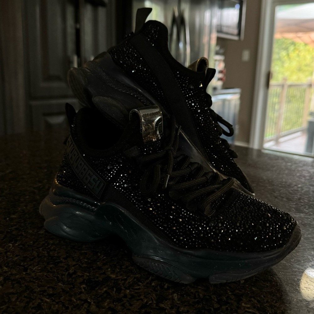 Steve Madden MAXIMA-R BLACK Crystal Sneaker 🖤